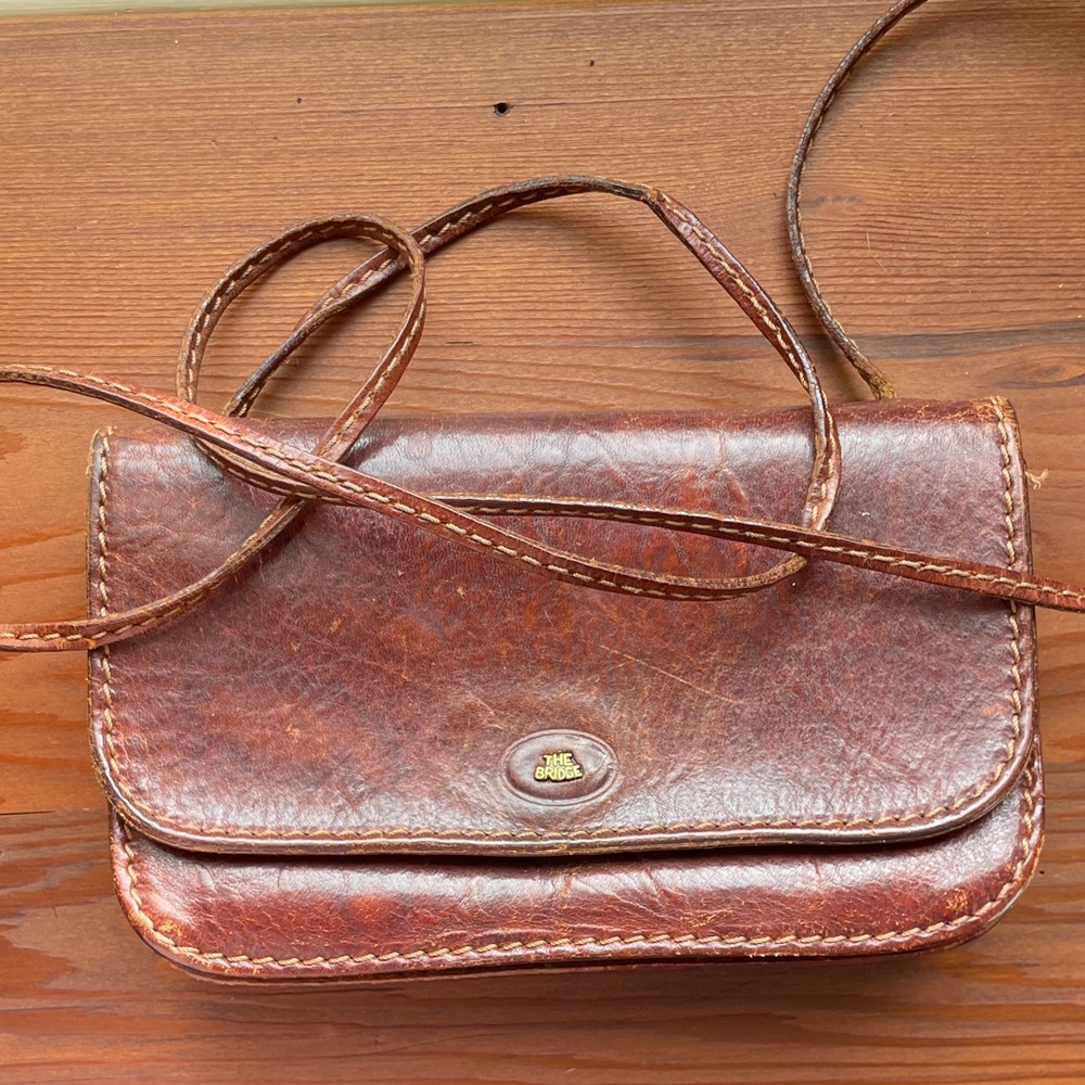 The Bridge purse